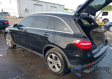 2019 Mercedes-Benz Glc 300 4Matic z USA, uszkodzony, nr VIN WDC0G4KB9KF671615